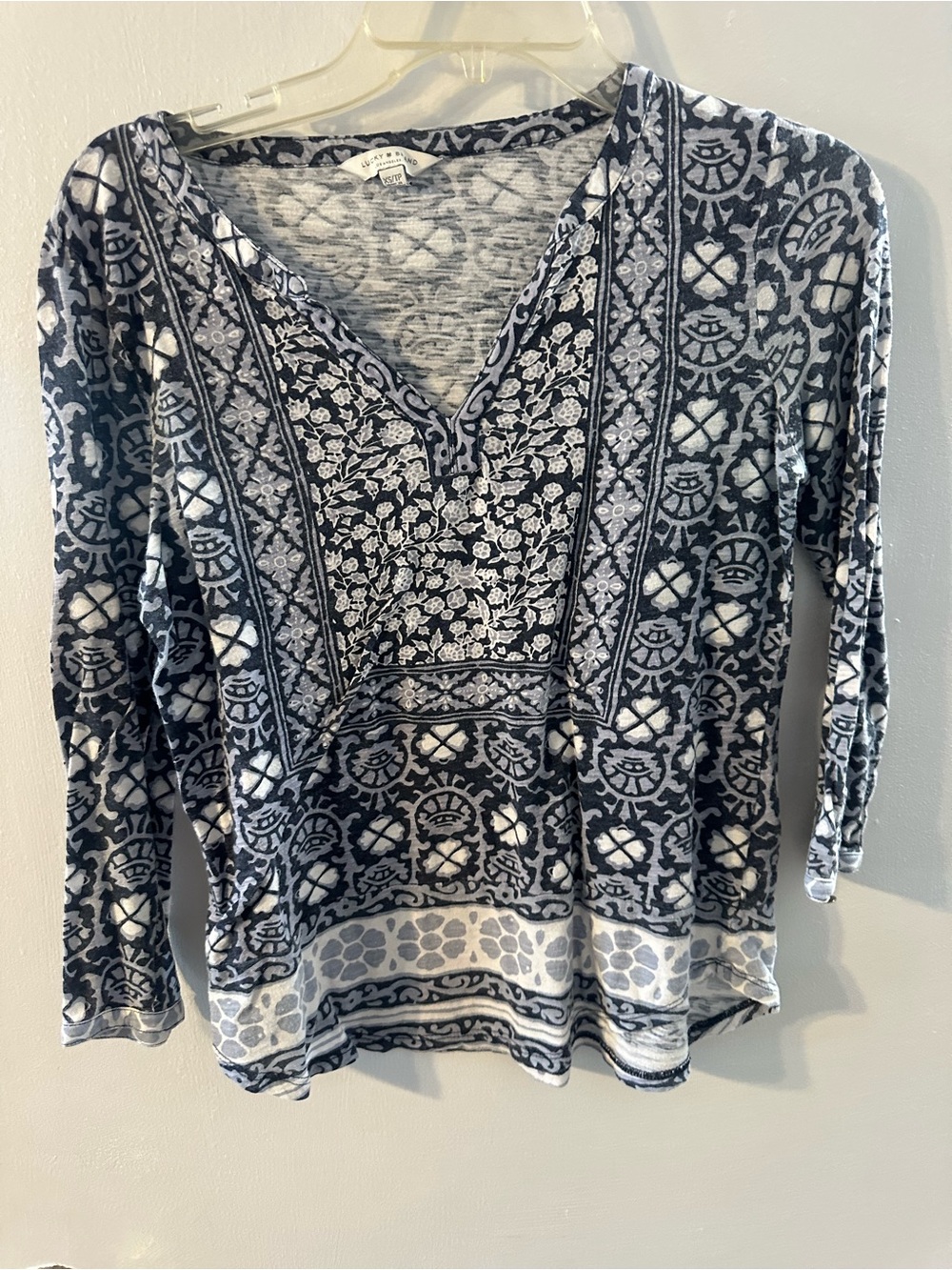 Lucky Brand Navy and White V-Neck Long Sleeve Top